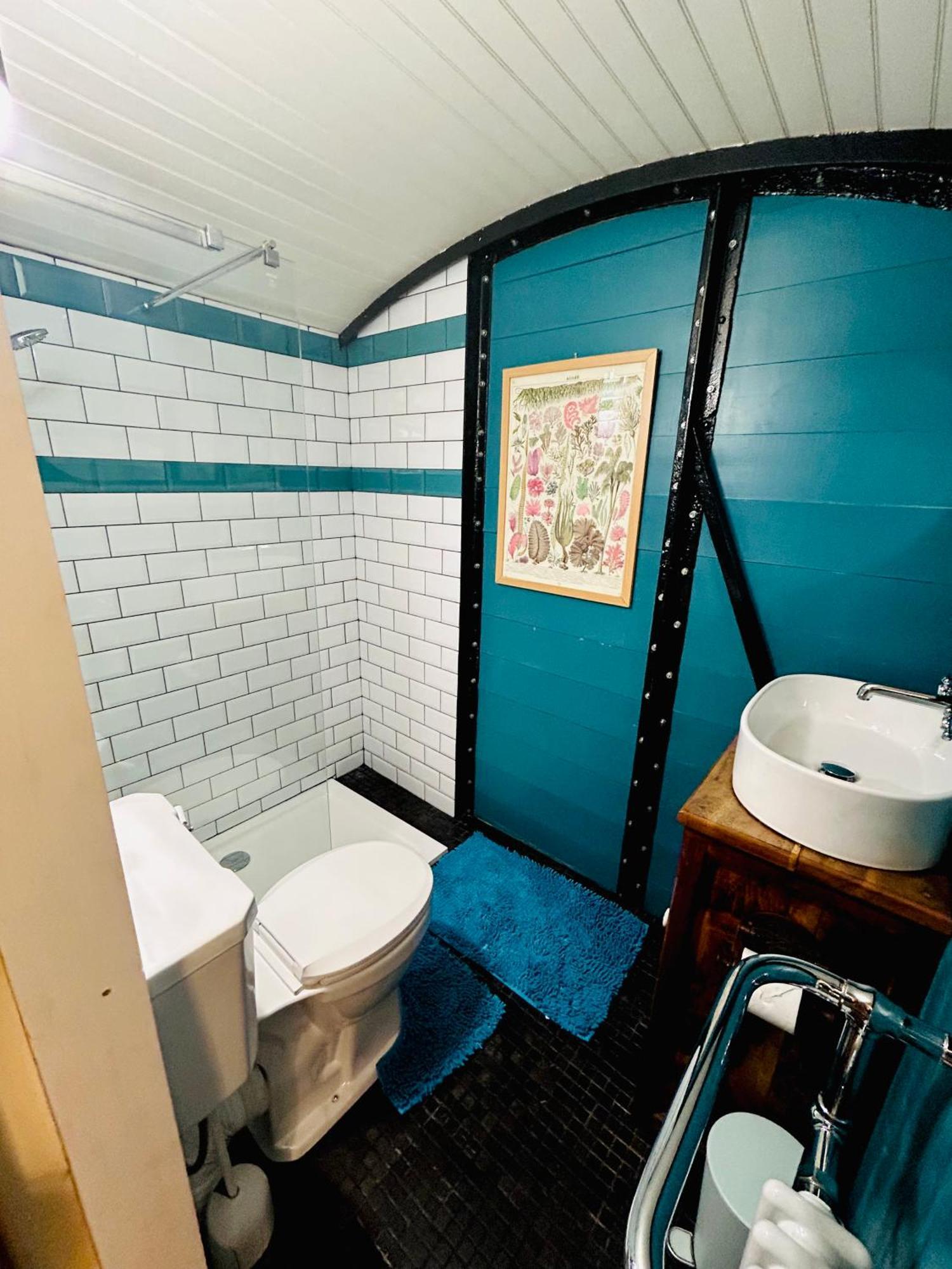 The Railway Carriage - Blue Villa Glasbury Bagian luar foto